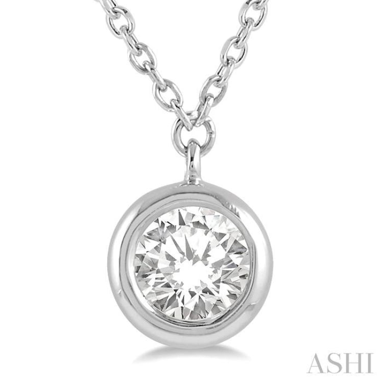 1/5 ctw Round Cut Diamond Pendant With Chain in 14K White Gold