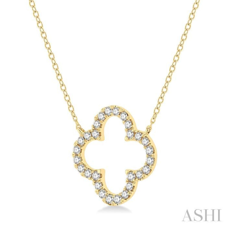 1/2 ctw Clover Round Cut Diamond Pendant in 14K Yellow Gold