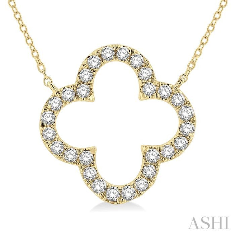 1/2 ctw Clover Round Cut Diamond Pendant in 14K Yellow Gold