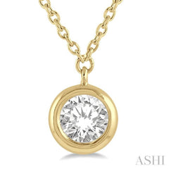 1/10 ctw Round Cut Diamond Pendant With Chain in 14K Yellow Gold