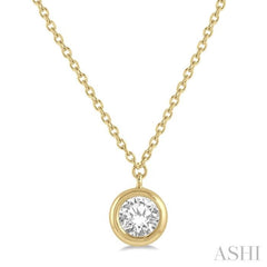 1/3 ctw Round Cut Diamond Pendant With Chain in 14K yellow Gold