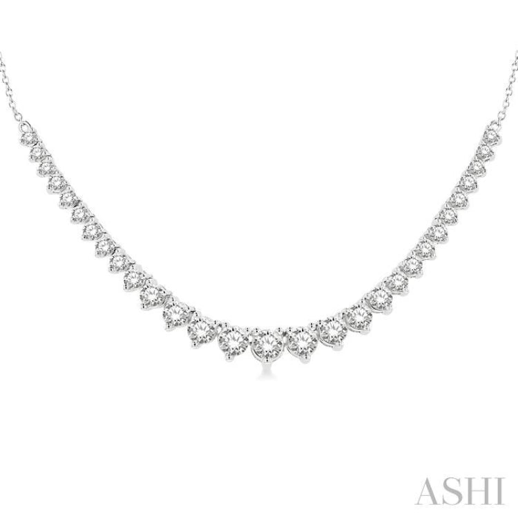 2 ctw Graduated Diamond Smile Necklace in 14K White Gold