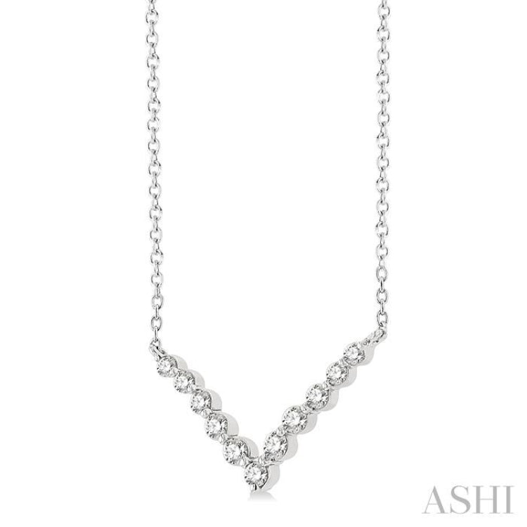 1/4 ctw Chevron Round Cut Diamond Necklace in 14K White Gold