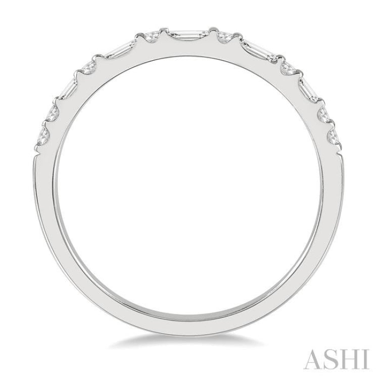 1/3 ctw Alternating Baguette and Round Cut Diamond Wedding Band in 14K White Gold