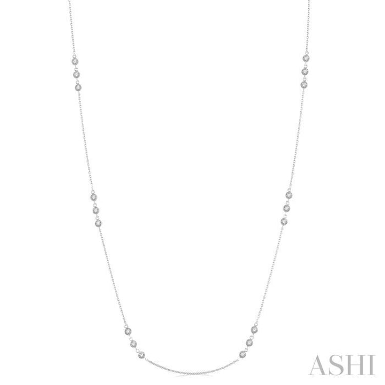 3/4 ctw Round Cut Diamond Station Necklace in 14K White Gold