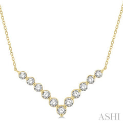 1 ctw Chevron Round Cut Diamond Necklace in 14K Yellow Gold