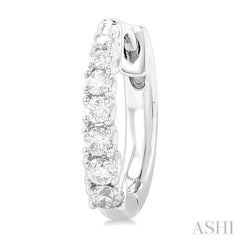 1/4 ctw Graduated Round Cut Diamond Fashion Huggie Petites in 10K White Gold
