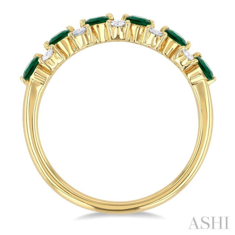 2.7 MM Emerald and 1/3 ctw Round Cut Diamond Precious Band in 14K Yellow Gold