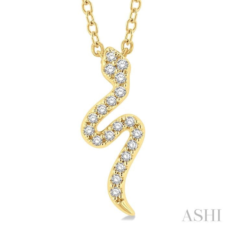 1/10 ctw Snake Petite Round Cut Diamond Fashion Pendant With Chain in 10K Yellow Gold