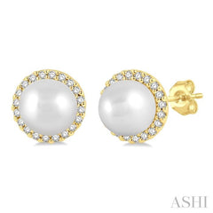 5.5 MM Round Shape Cultured Pearls and 1/8 ctw Petite Round Cut Diamond Halo Fashion Stud Earring in 10K Yellow Gold