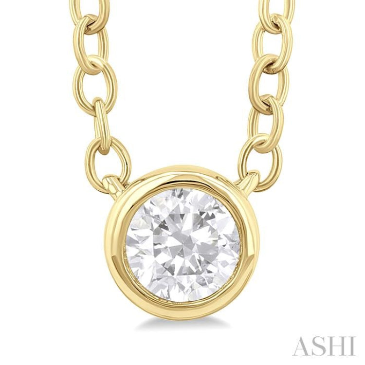 1/6 ctw Petite Bezel Set Round Cut Diamond Fashion Pendant With Chain in 10K Yellow Gold