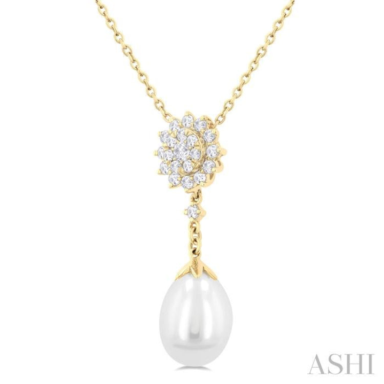 9X7 MM Drop Shape Cultured Pearl and 1/5 ctw Sunflower Round Cut Diamond Fashion Pendant With Chain in 14K Yellow Gold