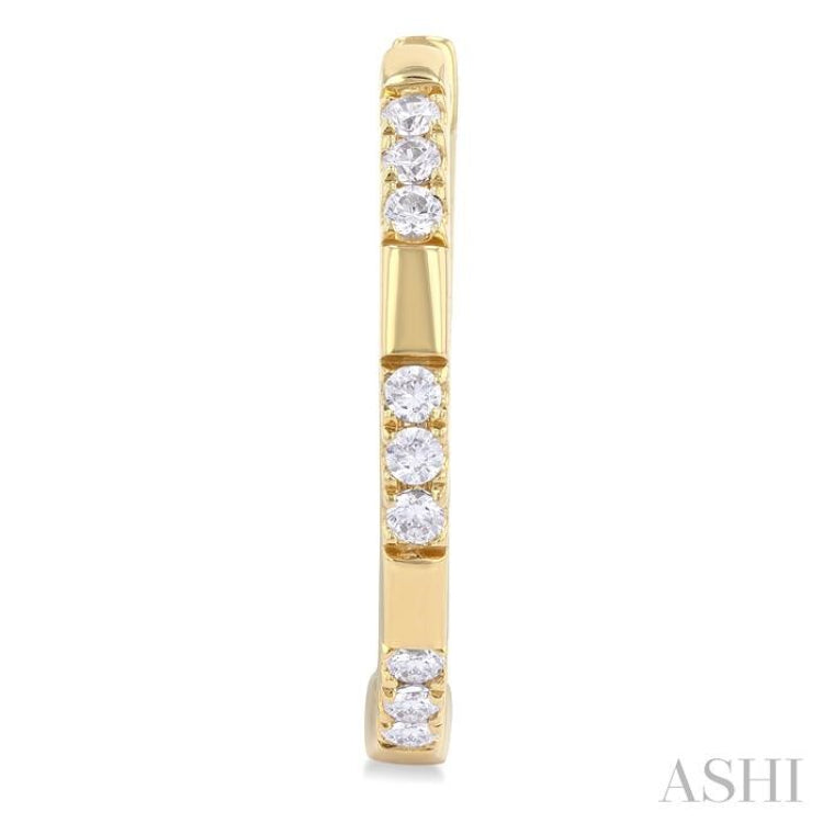1/4 ctw  Sectioned Round Cut Diamond Fashion Hoop Earring in 14K Yellow Gold