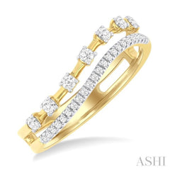 1/4 ctw Split Curved Twin Row Round Cut Diamond Fashion Band in 14K Yellow Gold