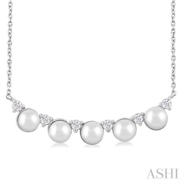 4.5 MM Round Shape Cultured Pearl and 1/6 ctw Smile Round Cut Diamond Necklace in 10K White Gold