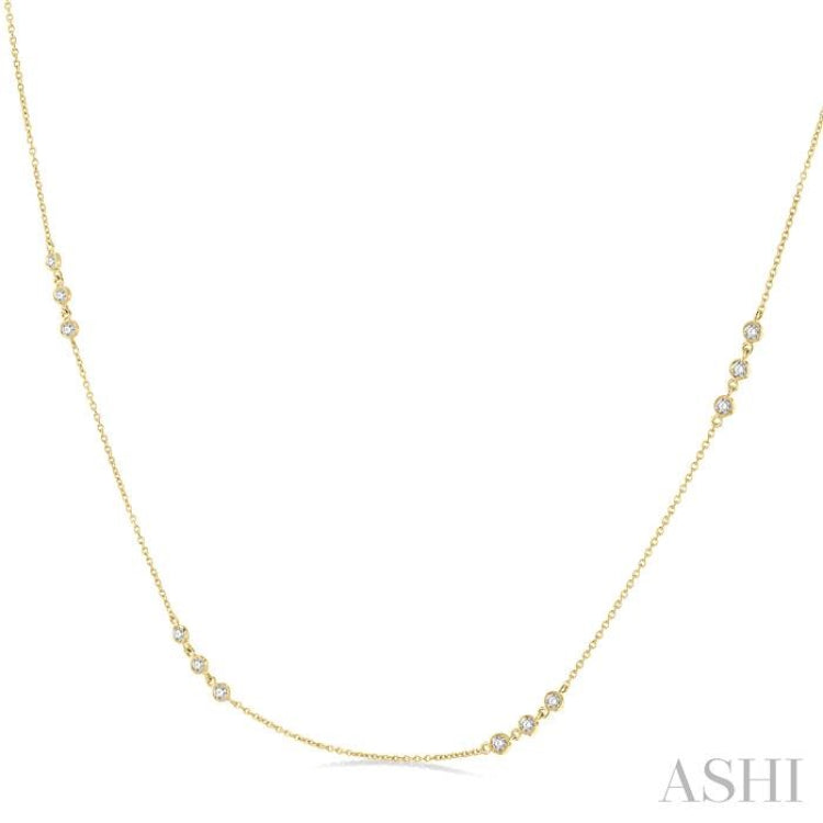1/2 ctw Round Cut Diamond Station Necklace in 14K Yellow Gold
