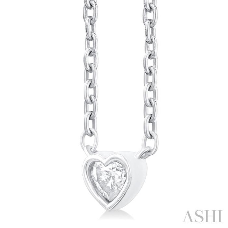 1/6 ctw Petite Bezel Set Heart Shape Diamond Fashion Pendant With Chain in 10K White Gold
