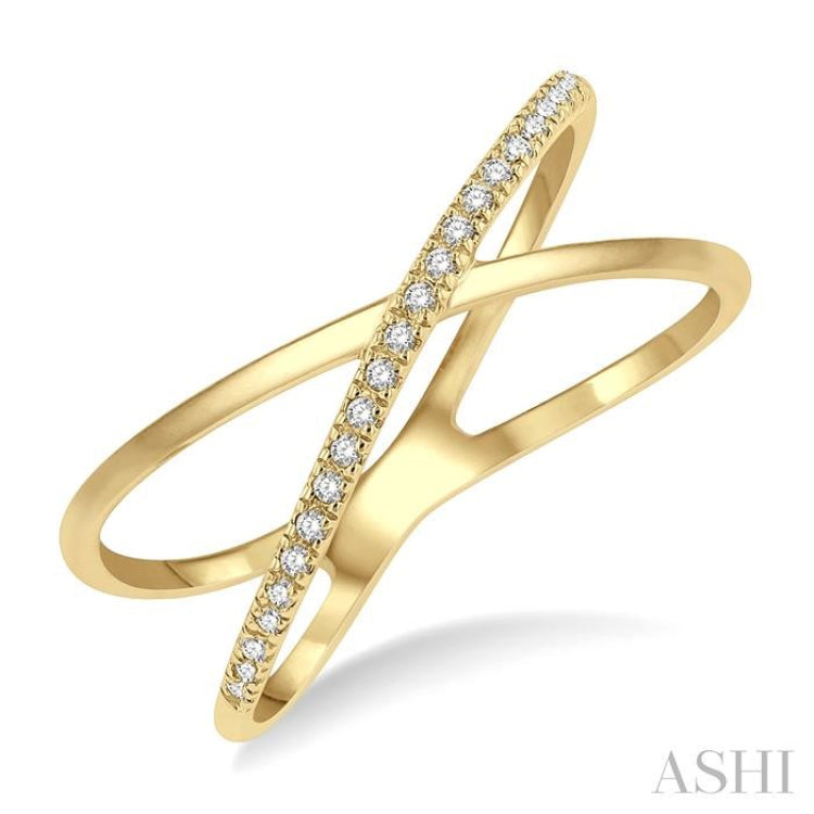 1/10 ctw Wide Split Round Cut Diamond Twist Ring in 10K Yellow Gold