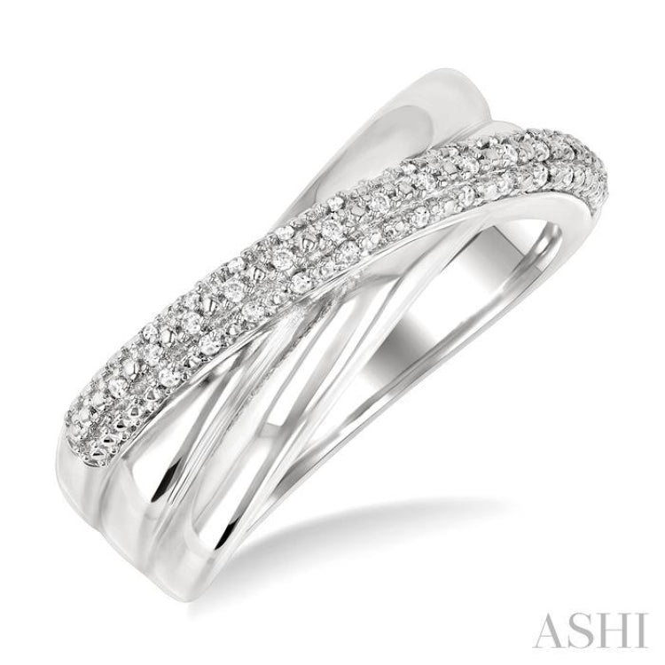 1/8 ctw Bold Criss-Cross Round Cut Diamond Fashion Band in Sterling Silver