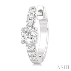 .40CTRDDM PETITE HUGGIE ER WG 14K-G*