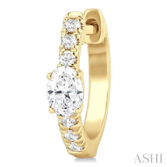 .40CTRDDM PETITE HUGGIE ER YG 14K-G*