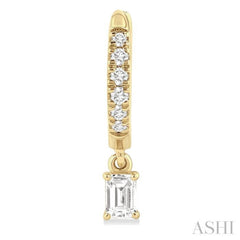 .40CTRDDM PETITE HUGGIE ER YG 14K-G*