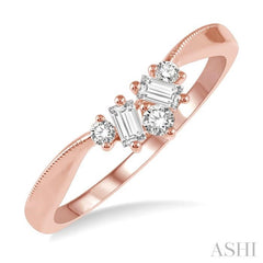 1/5 ctw Chevron Baguette and Round Cut Diamond Band in 14K Rose Gold