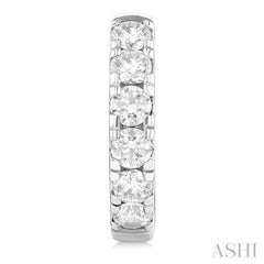 1.50CTRDDM ROUND DM HOOP ER WG 14K-G*