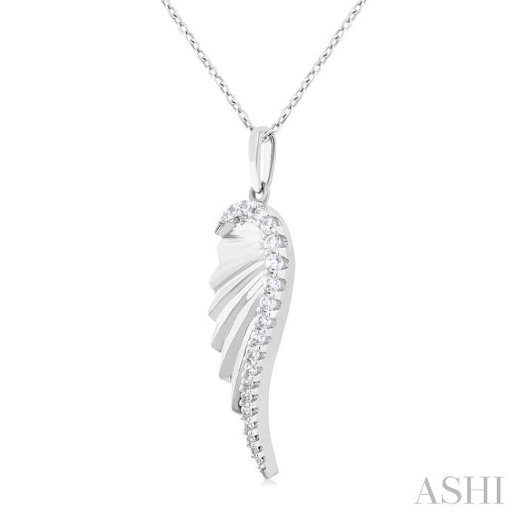 1/5 ctw Fluted Texture Angel Wing Round Cut Diamond Fashion Pendant With Chain in 14K White Gold