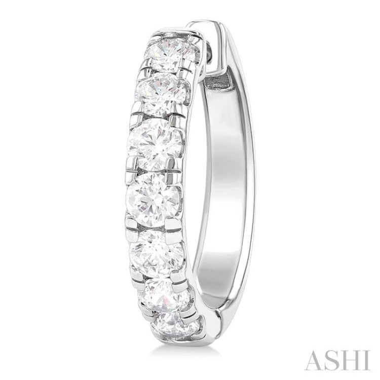 2.00CTRDDM ROUND DM HOOP ER WG 14K-G*