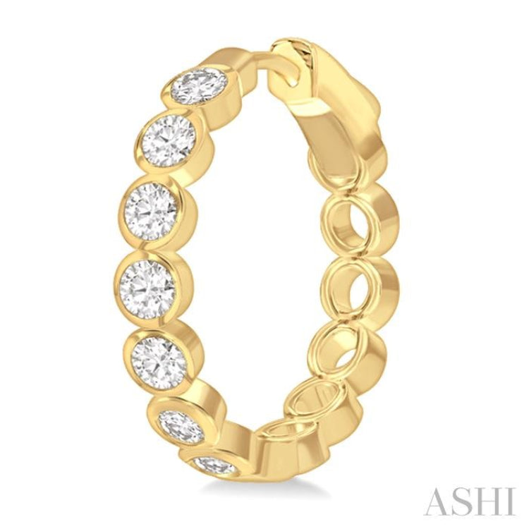 1.00CTRDDM ROUND BEZEL HOOP ER YG 14K G*