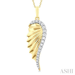 1/5 ctw Fluted Texture Angel Wing Round Cut Diamond Fashion Pendant With Chain in 14K Yellow Gold